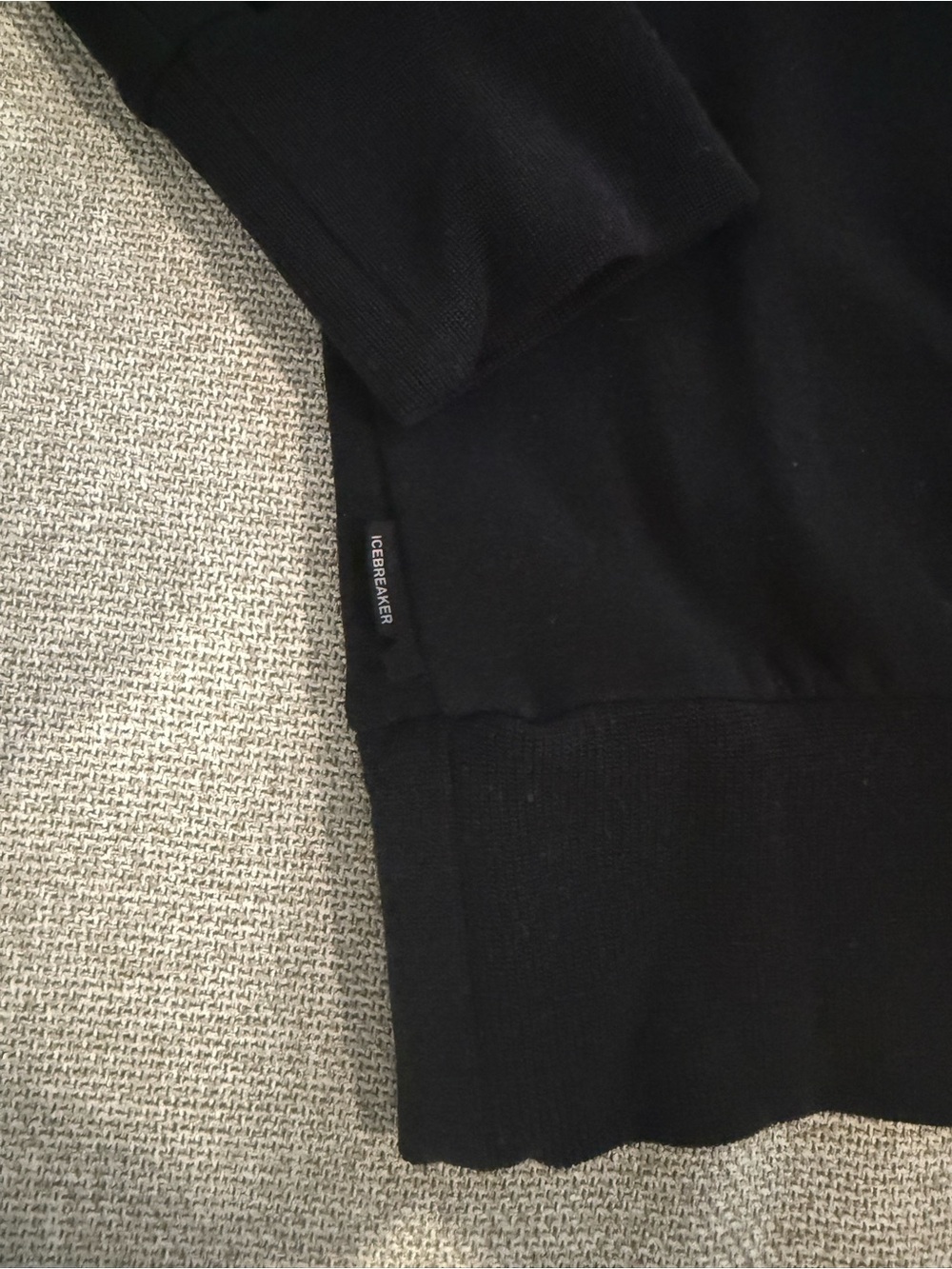 Icebreaker Tabi Realfleece Sweat Crewe, Black, M, EUC - Picture 4 of 6